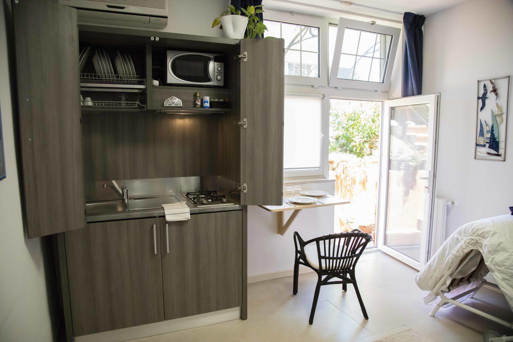 Villa Di Giorgi Apartments เชฟาลู ห้อง รูปภาพ